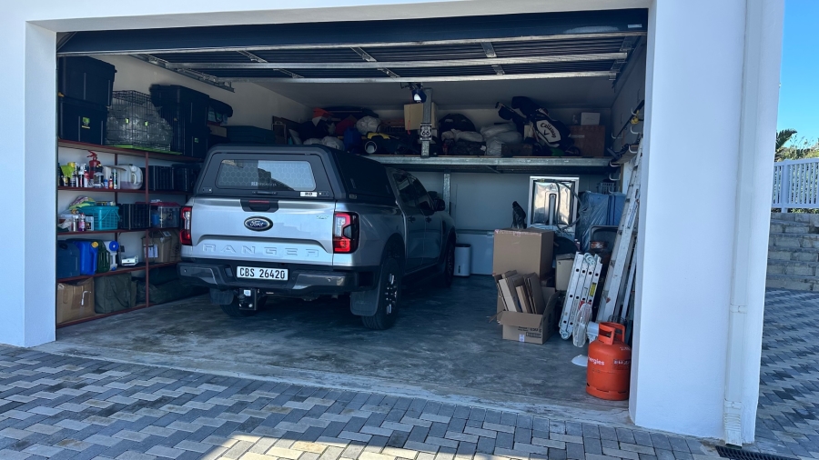 5 Bedroom Property for Sale in Dana Bay Western Cape